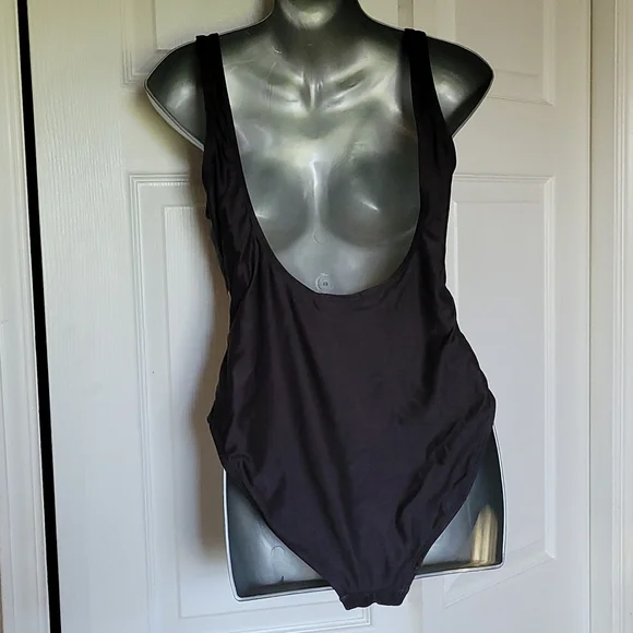 Batman bathing suit!!! - Picture 3 of 6